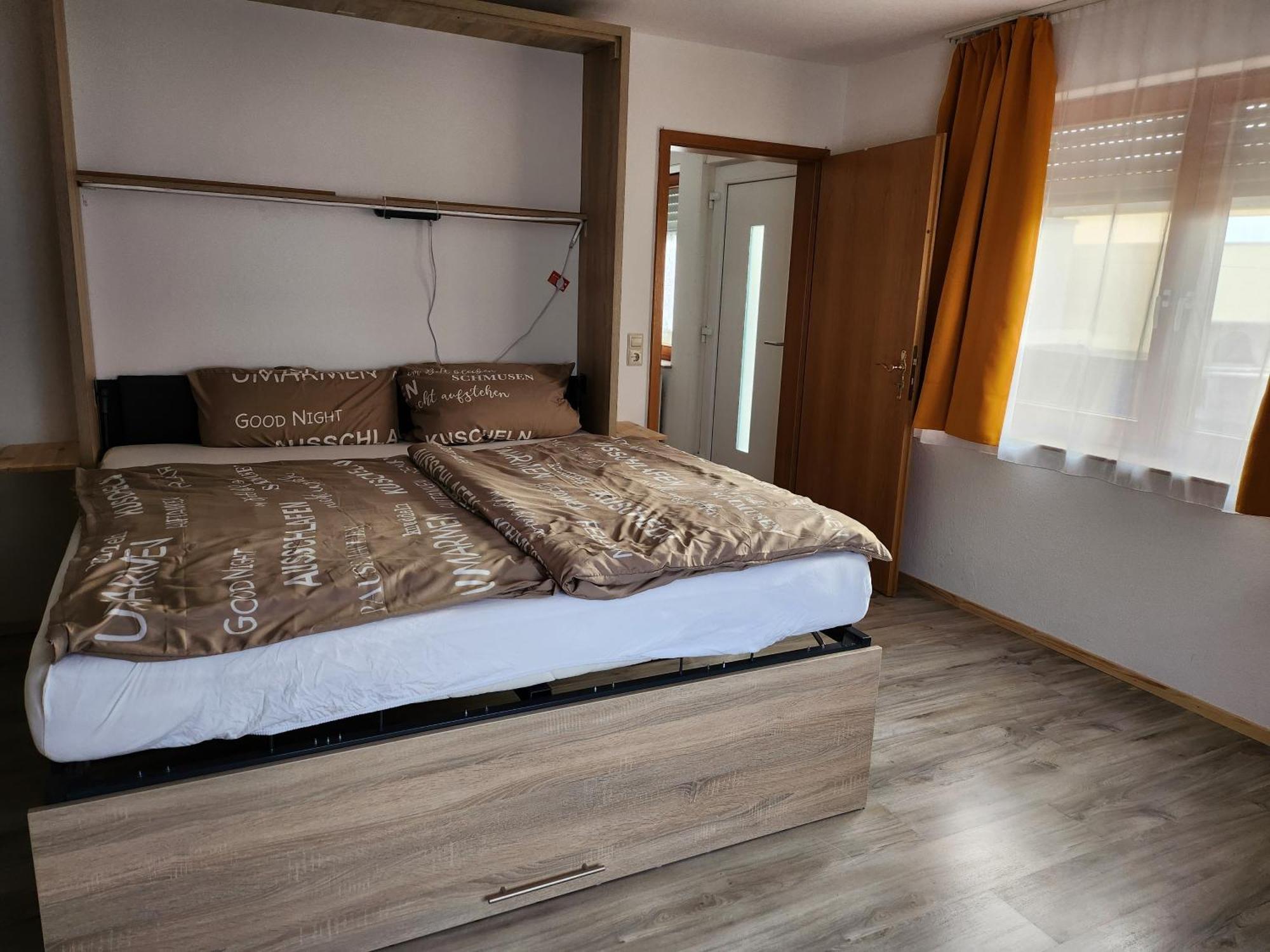 Schellis Gaestezimmer Enzklosterle Ngoại thất bức ảnh